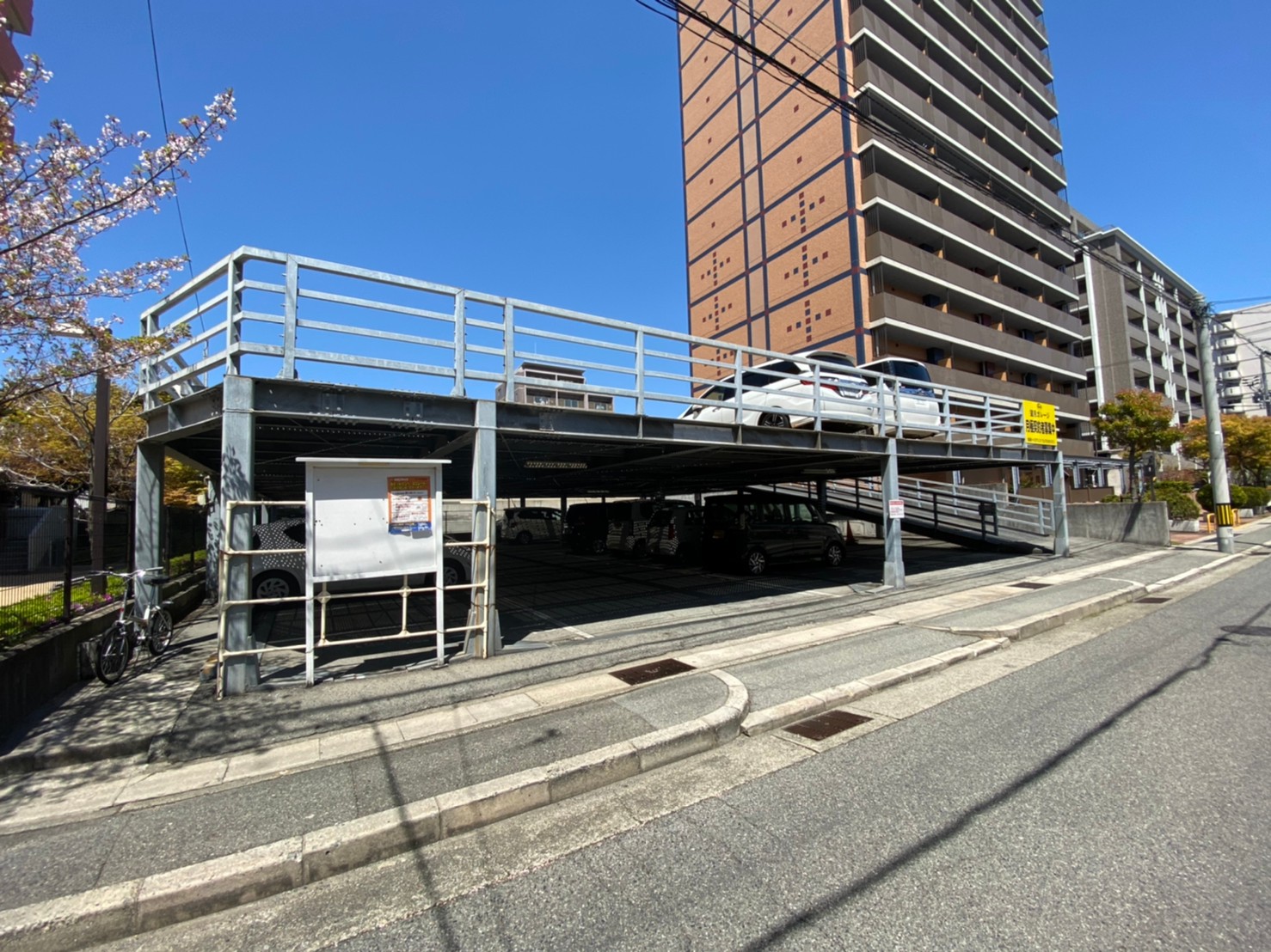 【月極駐車場 神戸市東灘区本庄町】望月ガレージ