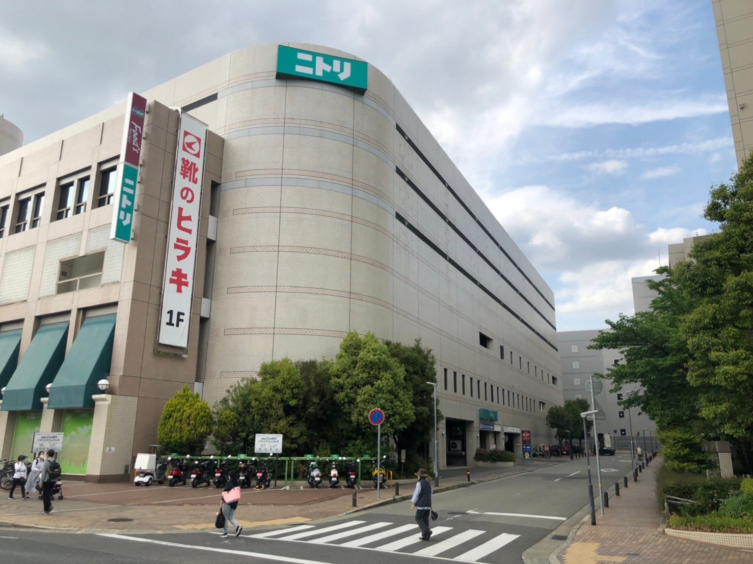 【時間貸し駐車場　兵庫県西宮市池田町】フレンテ西宮駐車場