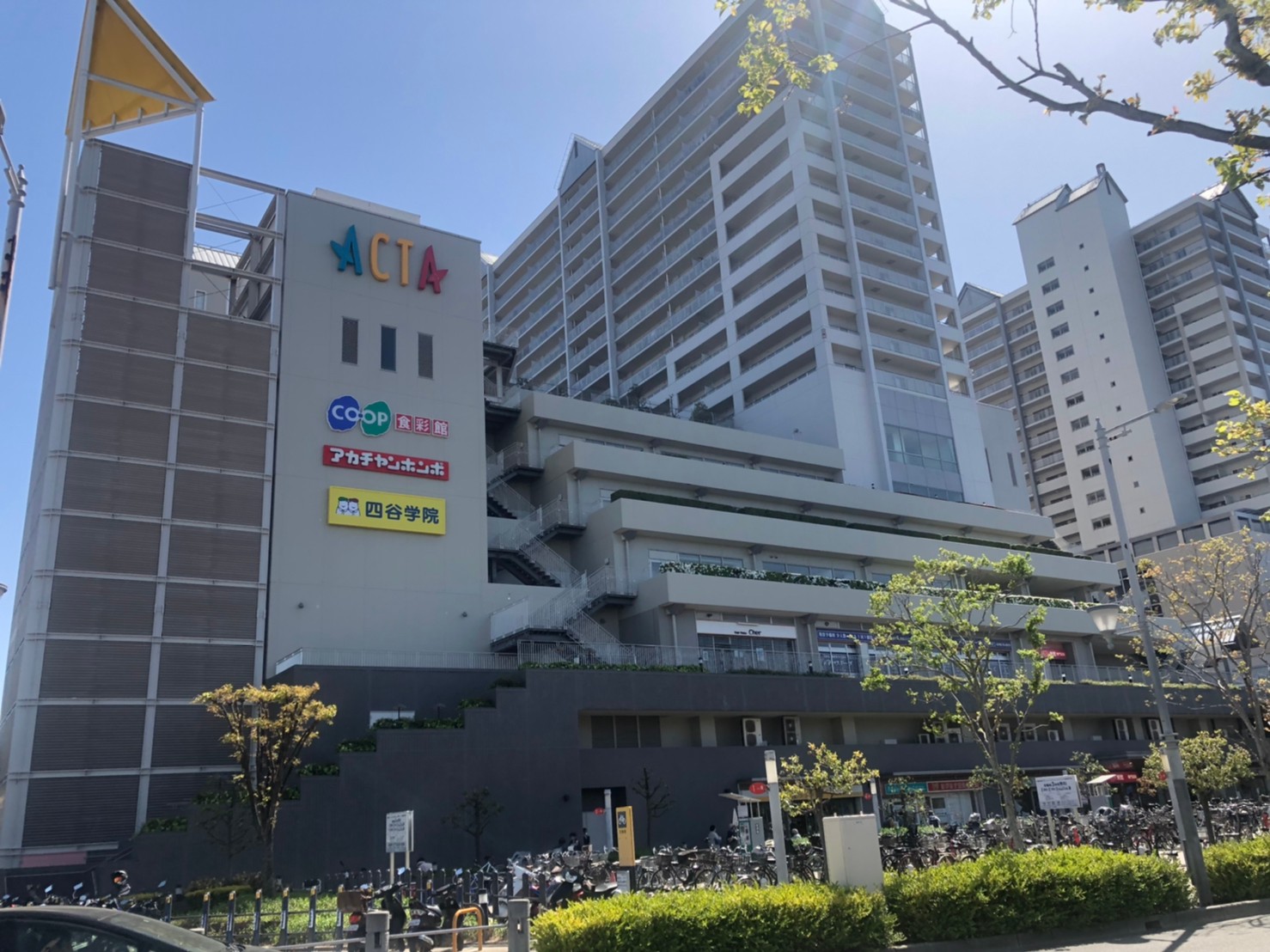 月極駐車場 西宮市北口町 Acta アクタ 西宮駐車場 西館 西宮市の月極駐車場