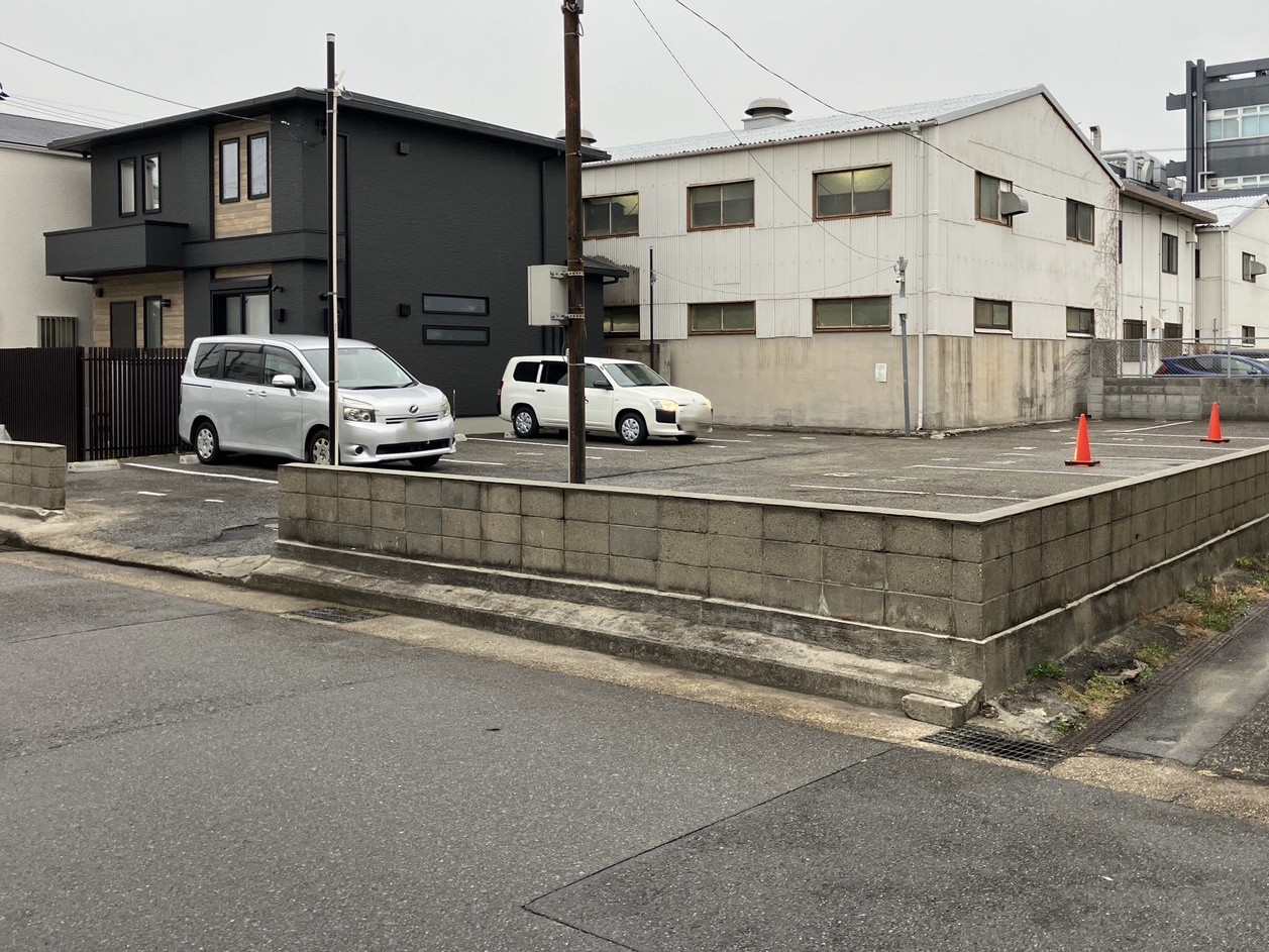 【月極駐車場　神戸市長田区苅藻通】松村ガレージ
