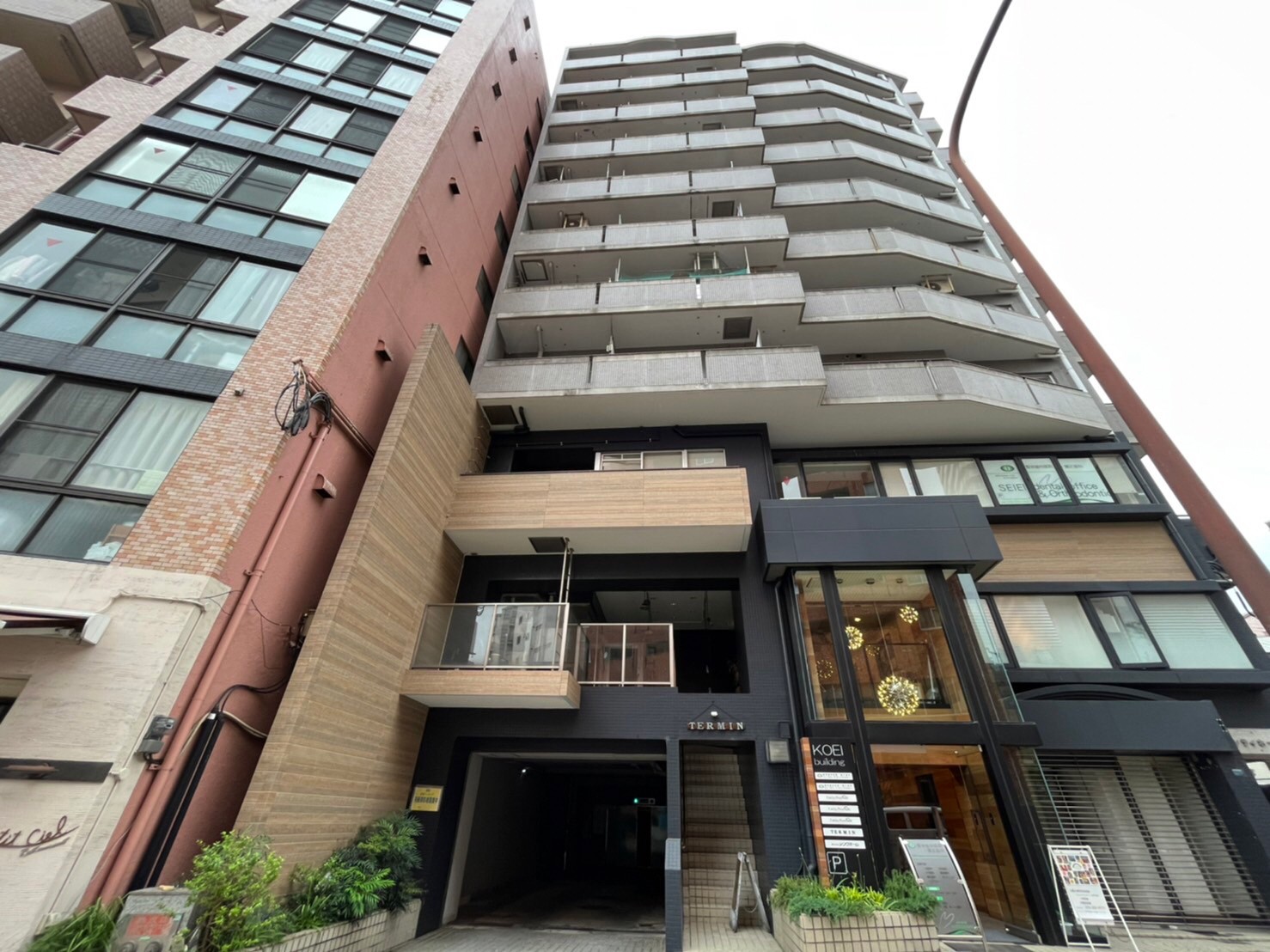 【月極駐車場　神戸市中央区下山手通】広栄パーキング