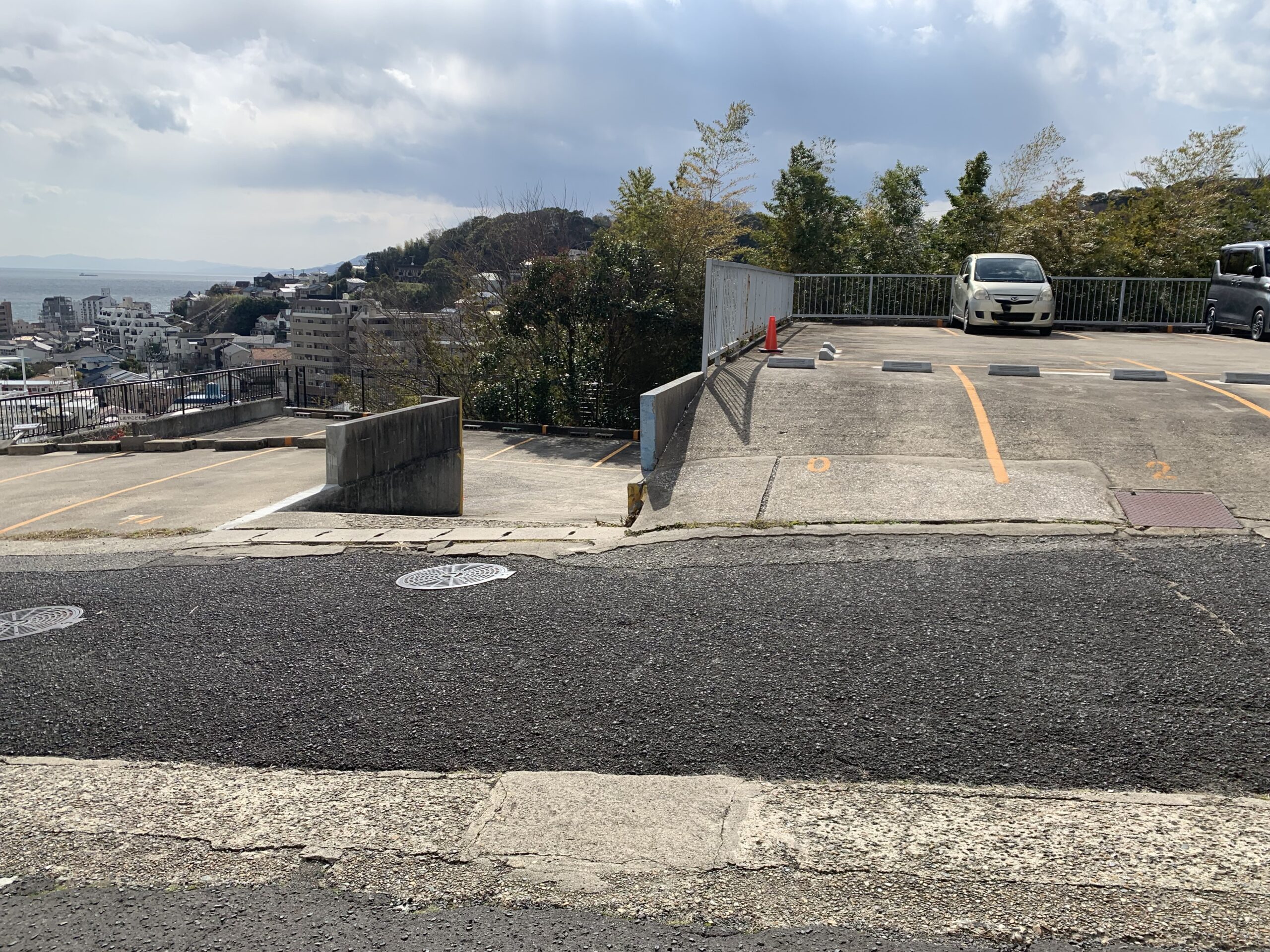 【月極駐車場　神戸市垂水区塩屋町】ヒルズパーキング