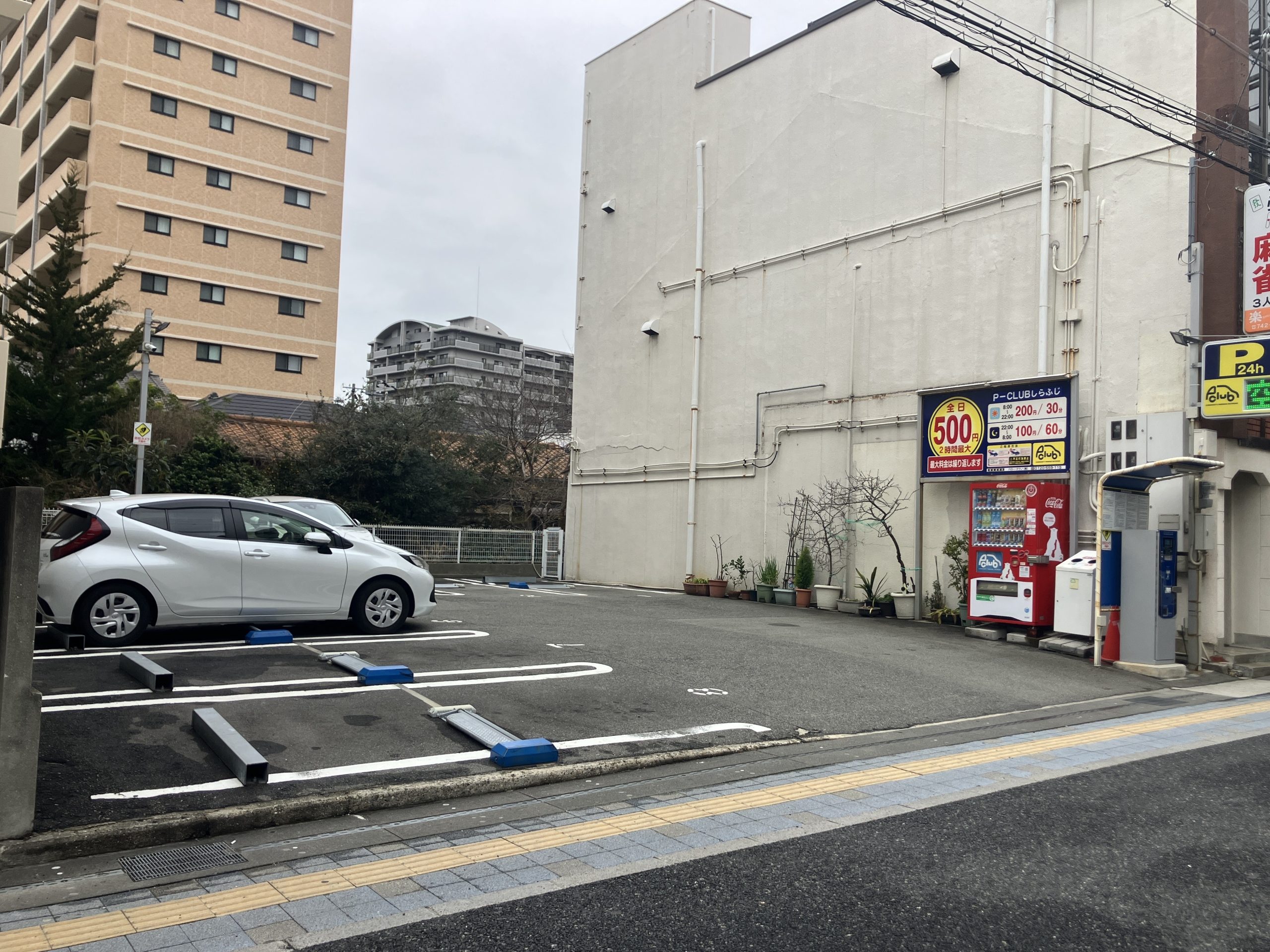 【神戸市垂水区宮本町 時間貸し駐車場】P-CLUBしらふじ